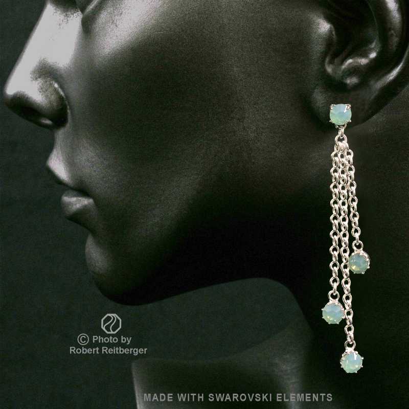 Ohrhänger mit 4 Swarovski Kristallen Farbe: Pazifik Opal, Grün